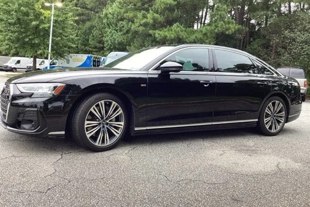 2022 Audi A8 L 55 TFSI Quattro photo 1