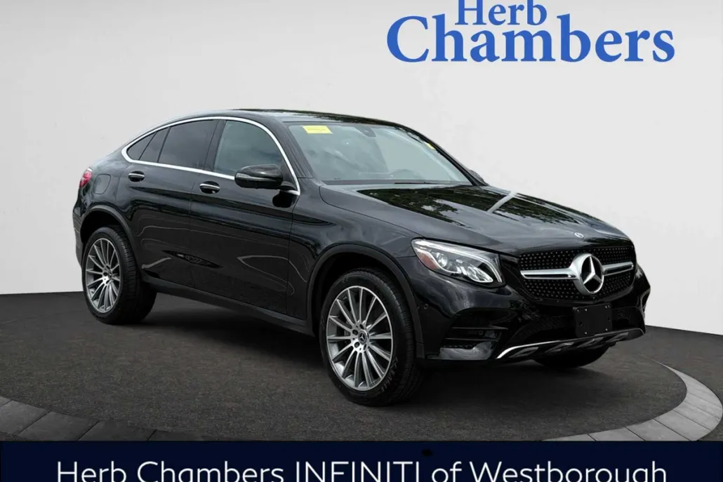 2019 Mercedes Benz GLC 300 4MATIC Coupe photo 1