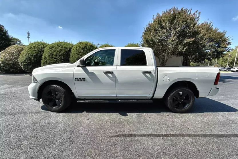 2018 Ram 1500 Express photo 1