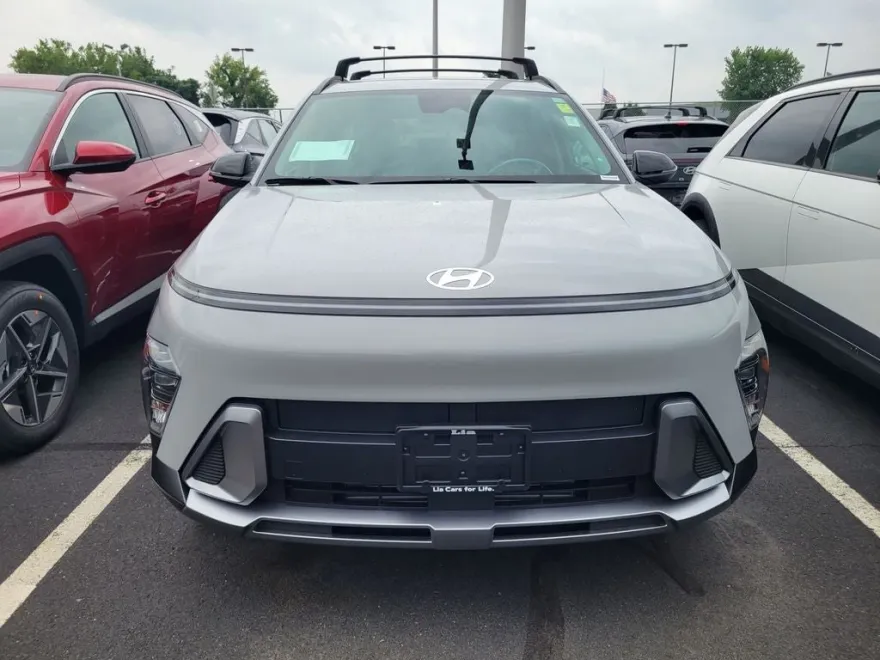 2026 Hyundai Kona SEL photo 1