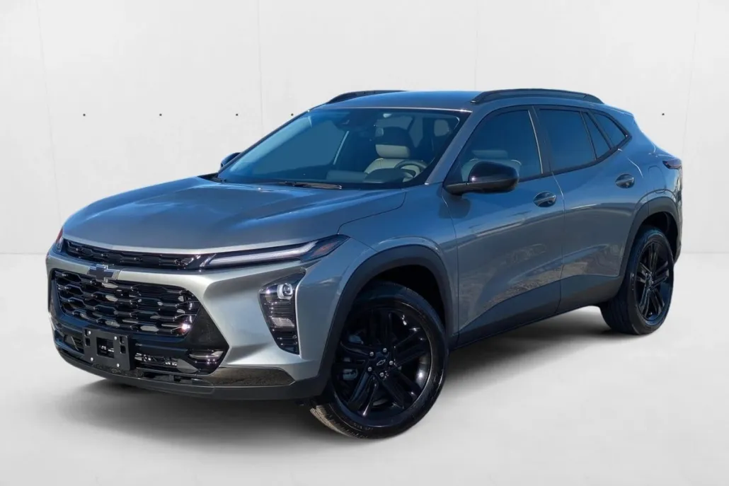 2025 Chevrolet Trax ACTIV photo 1