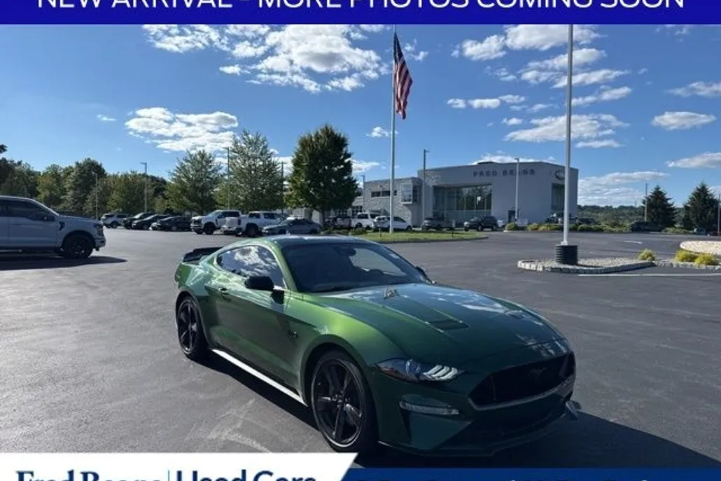 2023 Ford Mustang GT Premium photo 1