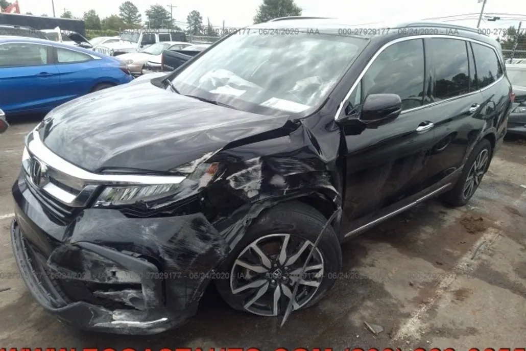 2019 Honda Pilot Touring photo 1