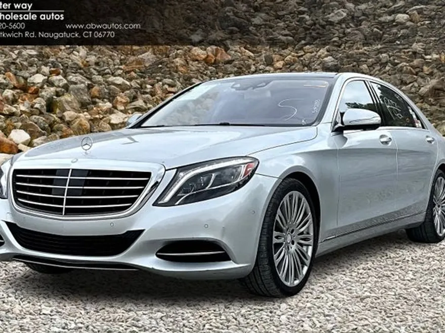 2015 Mercedes Benz S 550 photo 1