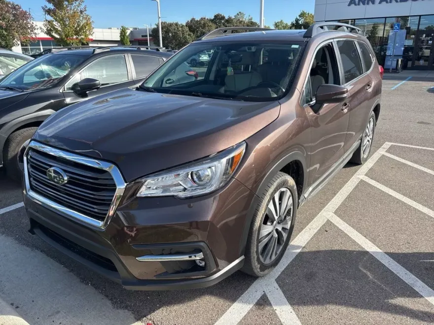 2021 Subaru Ascent Limited photo 1