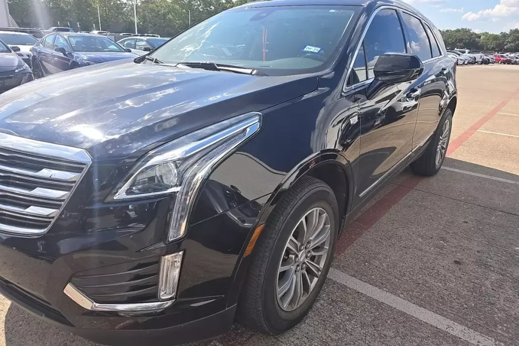 2019 Cadillac XT5 Luxury photo 1