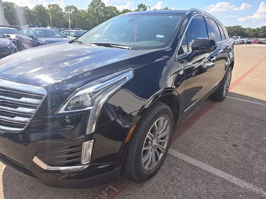 2019 Cadillac XT5 Luxury photo 1
