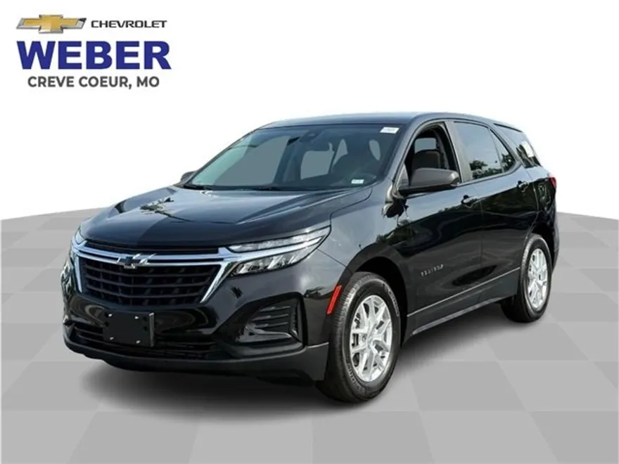 2022 Chevrolet Equinox LS photo 1