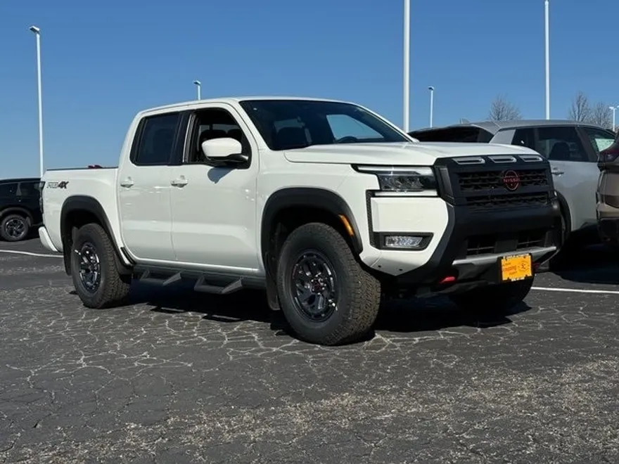 2025 Nissan Frontier PRO-4X photo 1