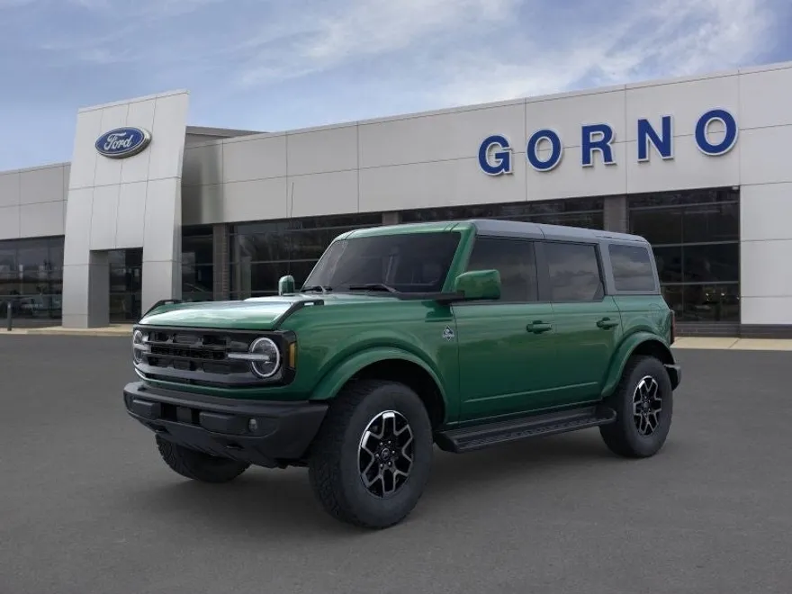 2025 Ford Bronco Outer Banks photo 1
