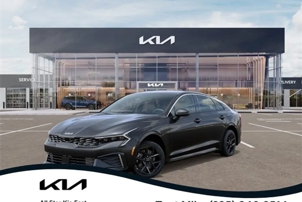 2026 Kia K5 LXS photo 1