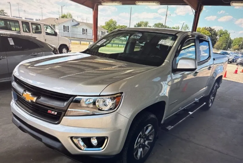 2019 Chevrolet Colorado Z71 photo 1
