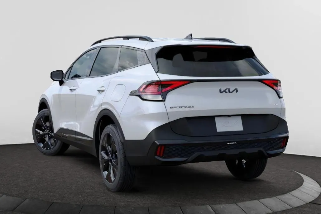 2025 Kia Sportage X-Line photo 1