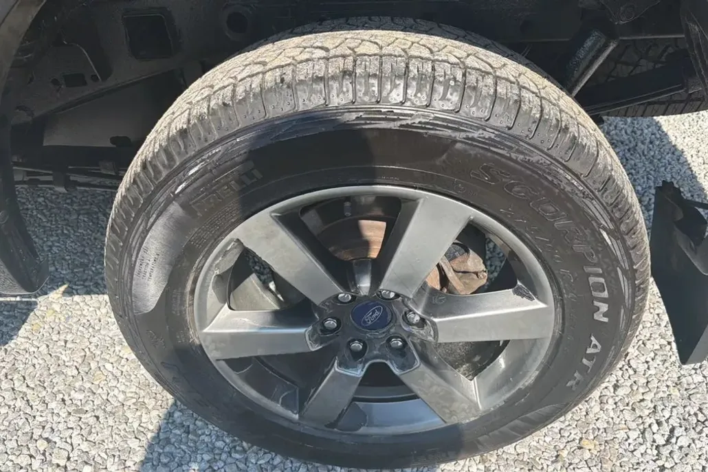 2016 Ford F-150 XLT photo 1