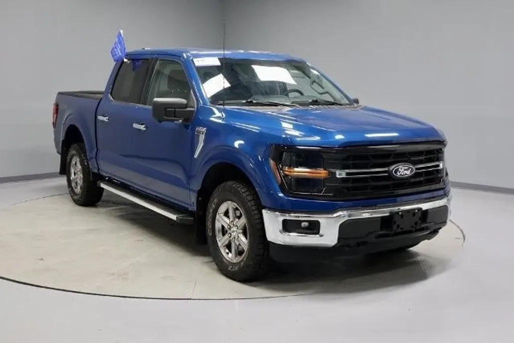 2024 Ford F-150 XLT photo 1