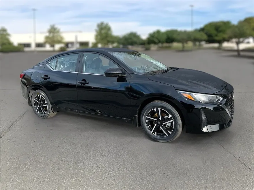 2025 Nissan Sentra SV photo 1