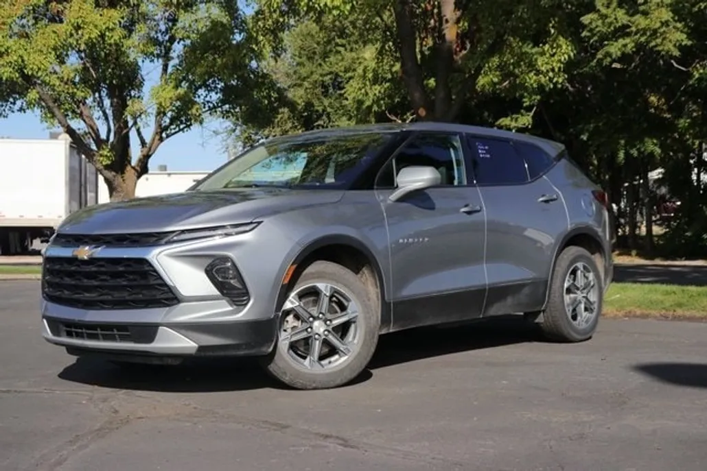2025 Chevrolet Blazer 2LT photo 1