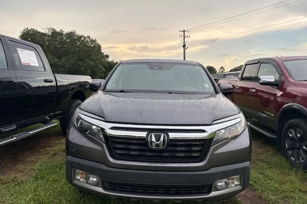 2020 Honda Ridgeline RTL-E photo 1