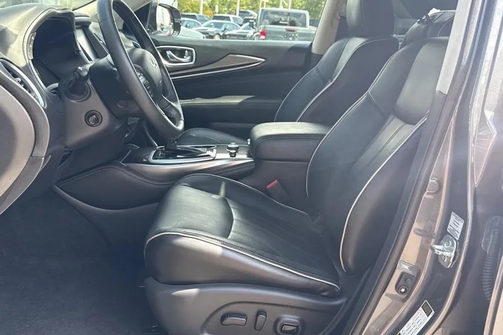 2019 Infiniti QX60 Pure AWD photo 1