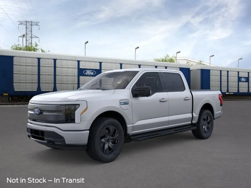 2025 Ford F-150 Lightning photo 1
