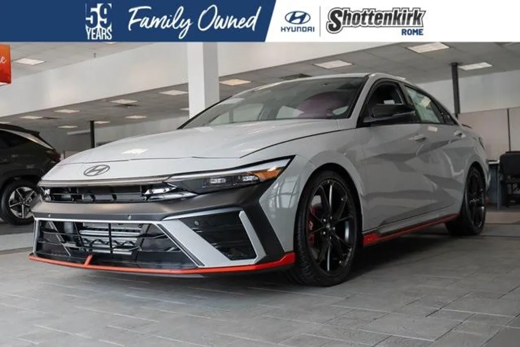 2025 Hyundai Elantra N photo 1