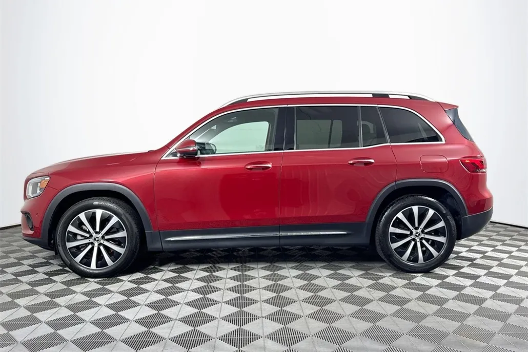2020 Mercedes Benz GLB 250 4MATIC photo 1