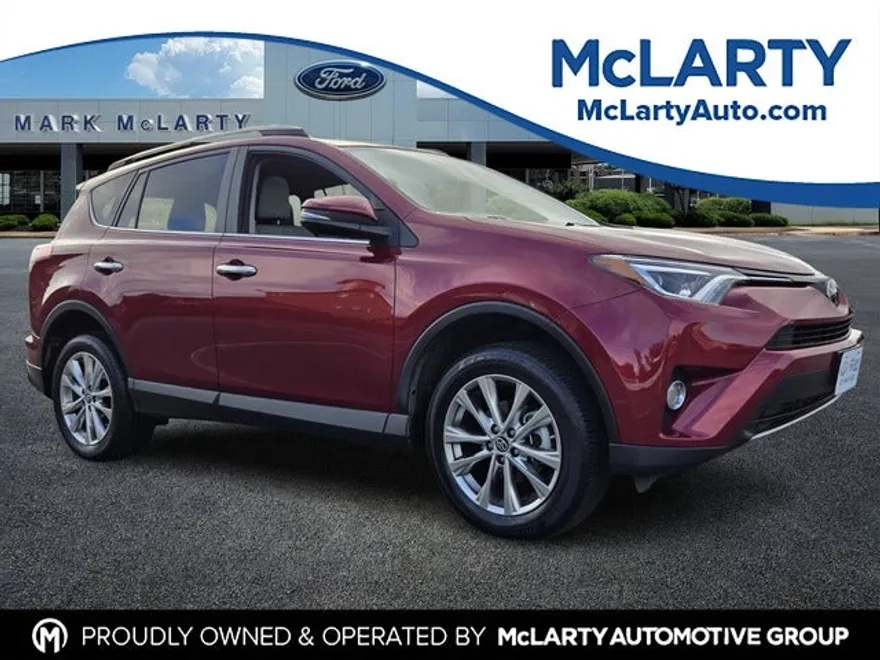 2018 Toyota RAV4 Limited photo 1