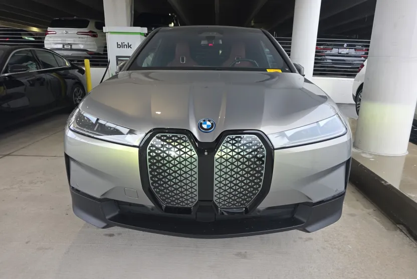 2024 Bmw iX photo 1