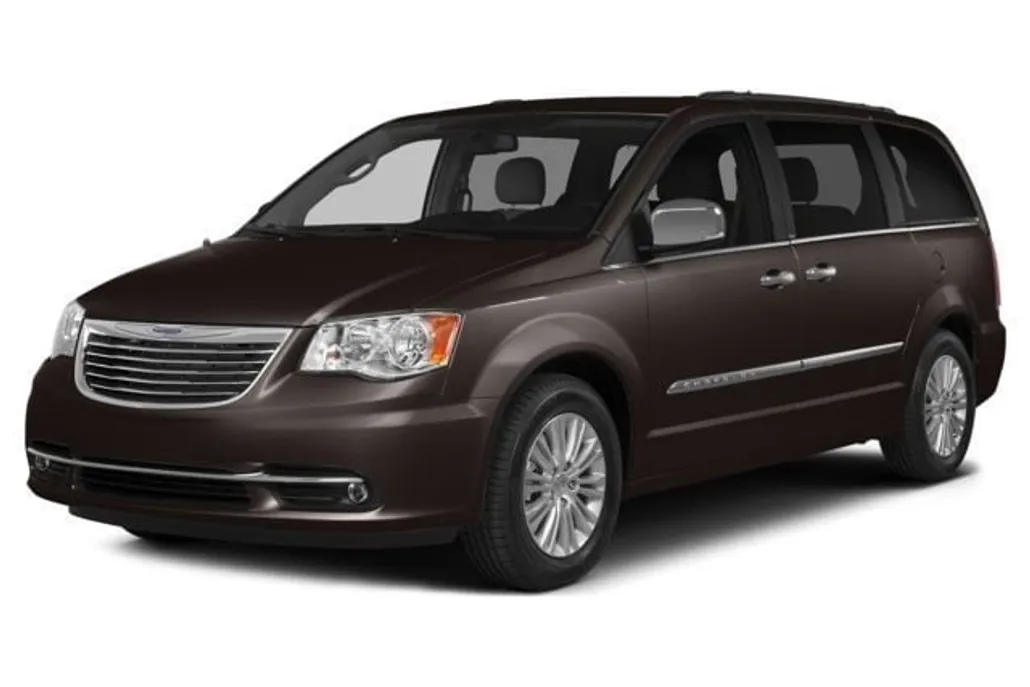 2016 Chrysler Town & Country photo 1