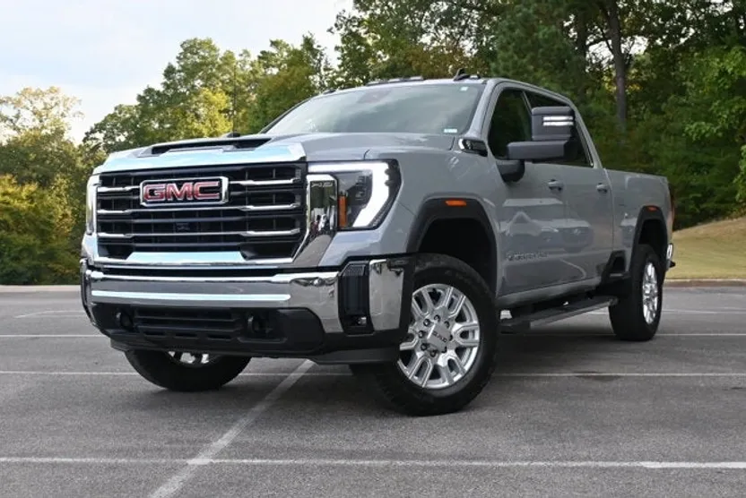 2024 Gmc Sierra HD SLE photo 1