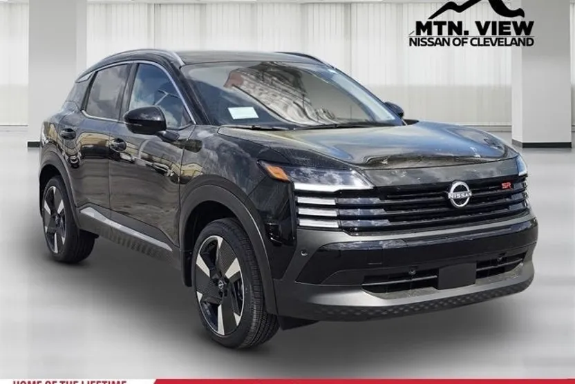 2025 Nissan Kicks SR photo 1