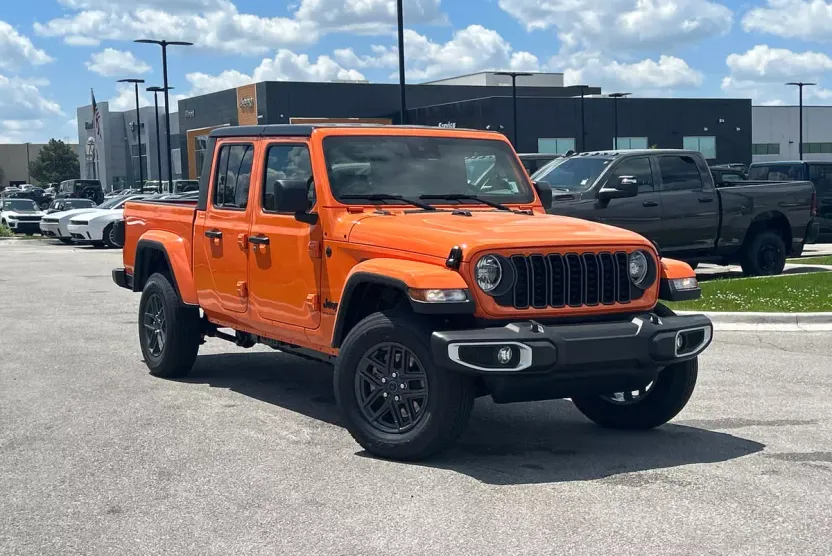 2025 Jeep Gladiator Willys Sport S photo 1