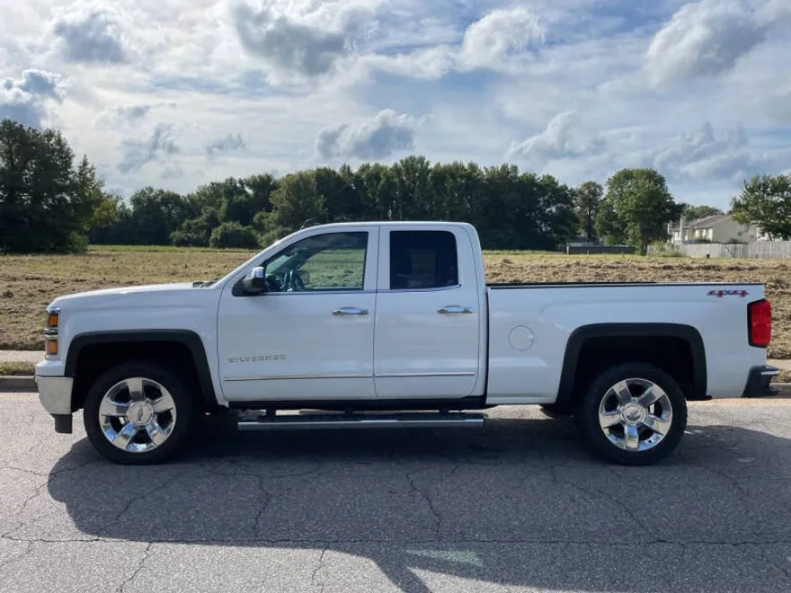 2015 Chevrolet Silverado 1500 LTZ photo 1