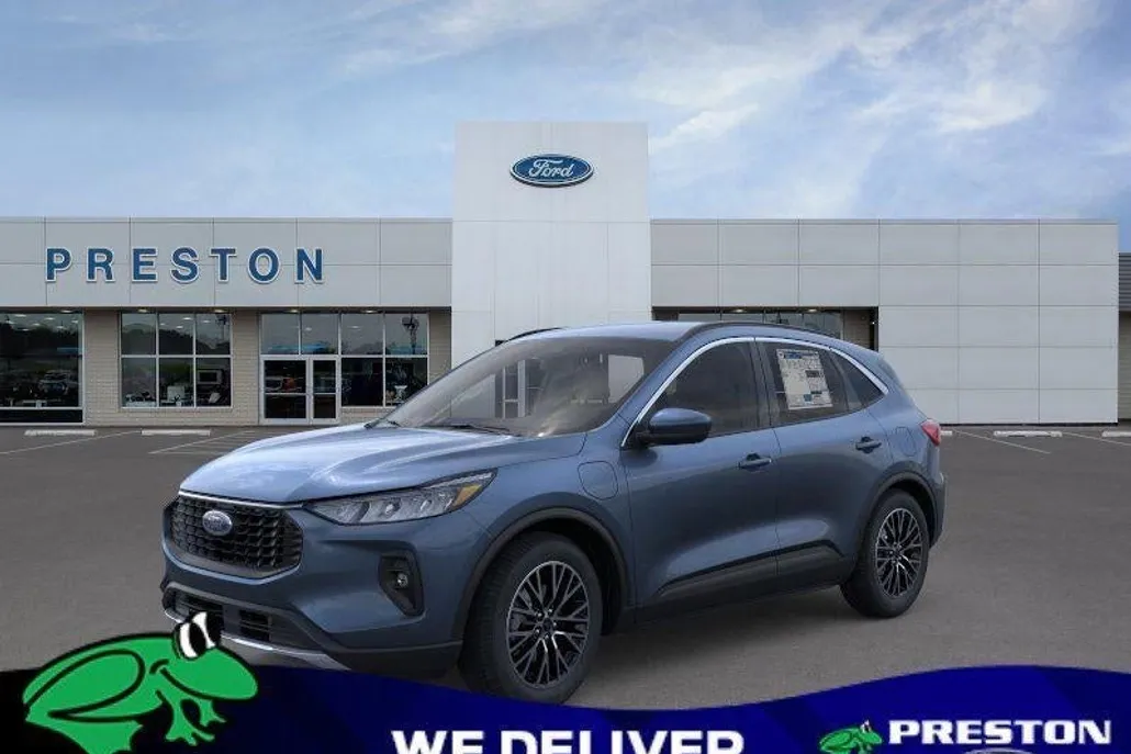 2025 Ford Escape photo 1