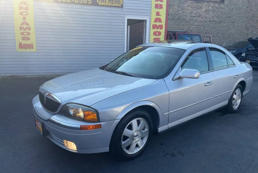 2002 Lincoln LS V8 photo 1
