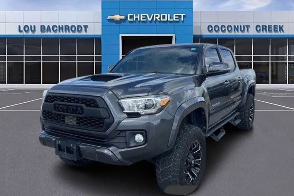 2019 Toyota Tacoma SR5 photo 1