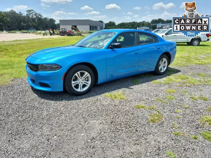 2023 Dodge Charger SXT photo 1