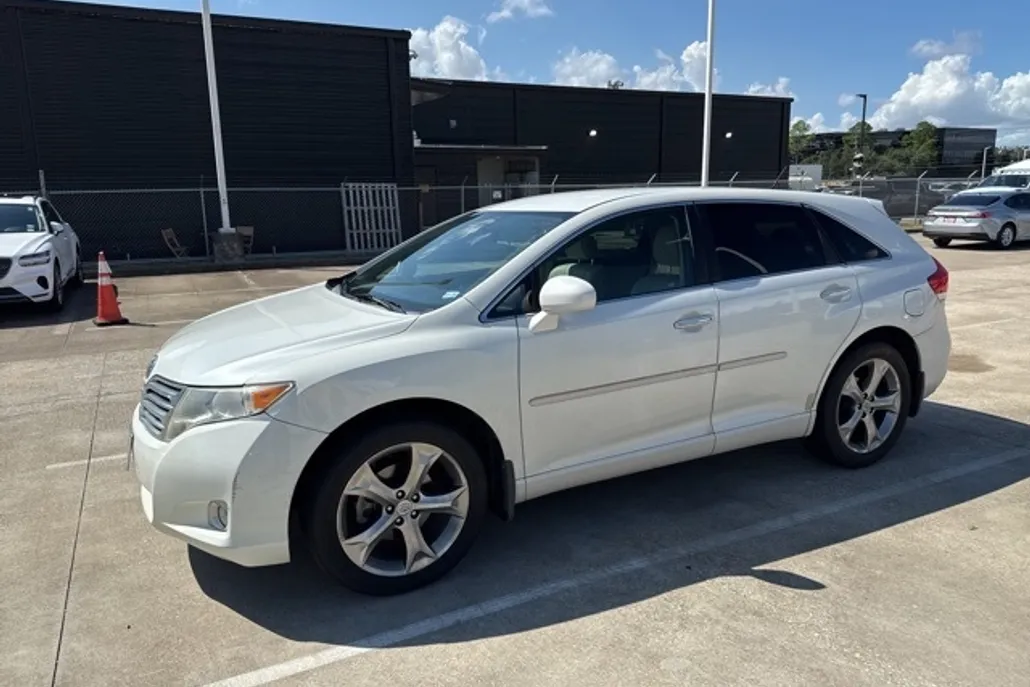 2009 Toyota Venza Base photo 1