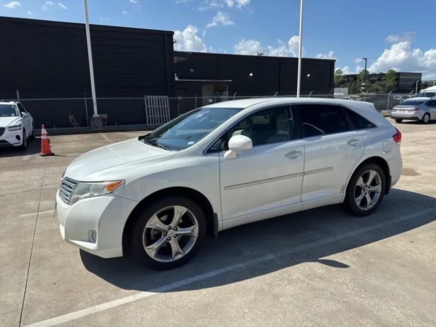 2009 Toyota Venza Base photo 1