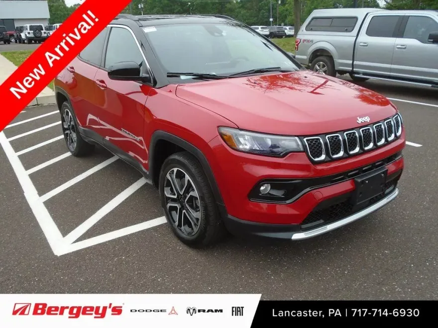 2023 Jeep Compass Limited photo 1