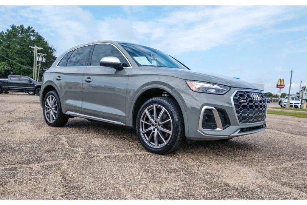 2022 Audi SQ5 Premium Plus photo 1
