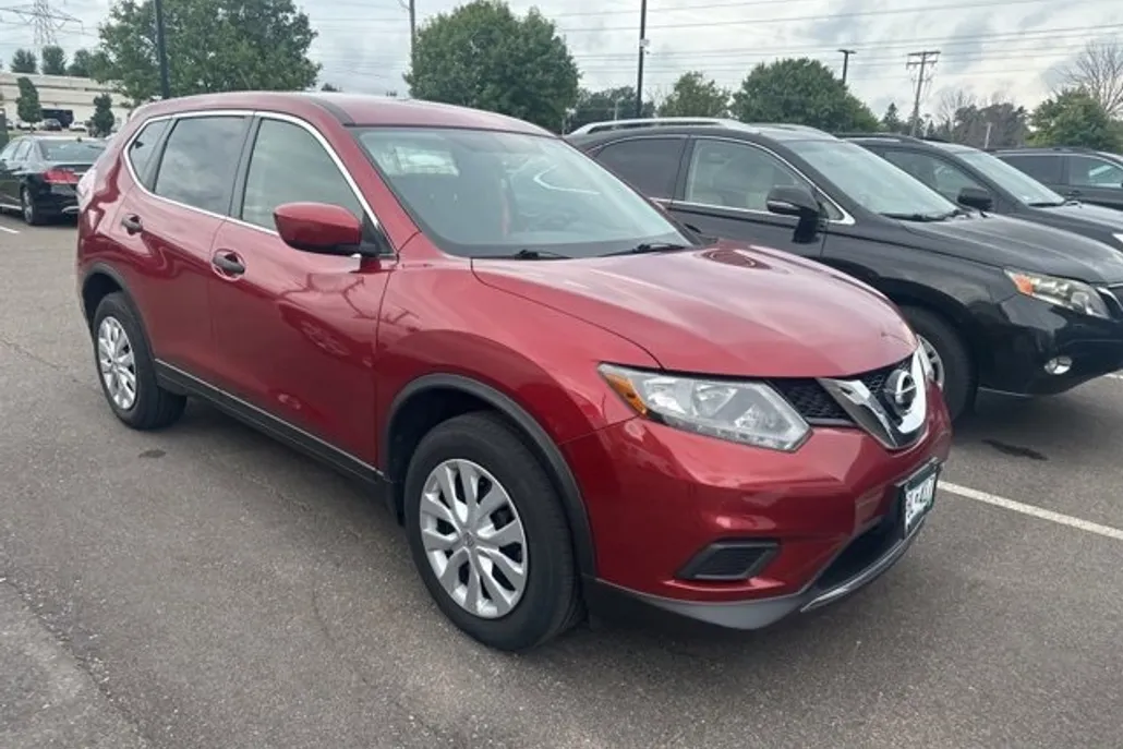 2016 Nissan Rogue S photo 1