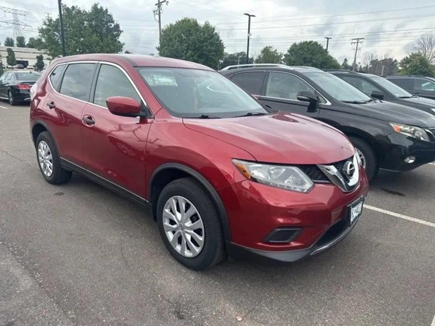 2016 Nissan Rogue S photo 1