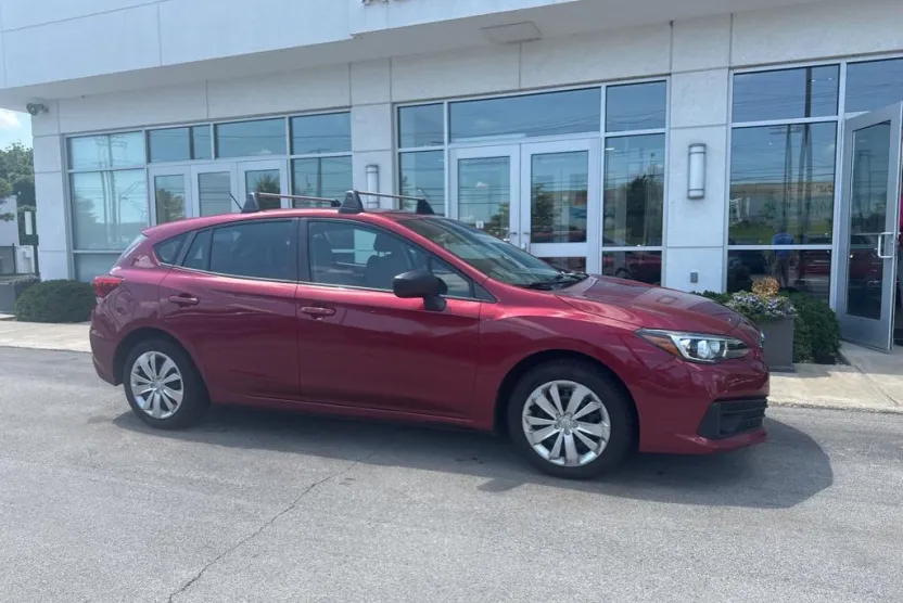 2022 Subaru Impreza Base photo 1