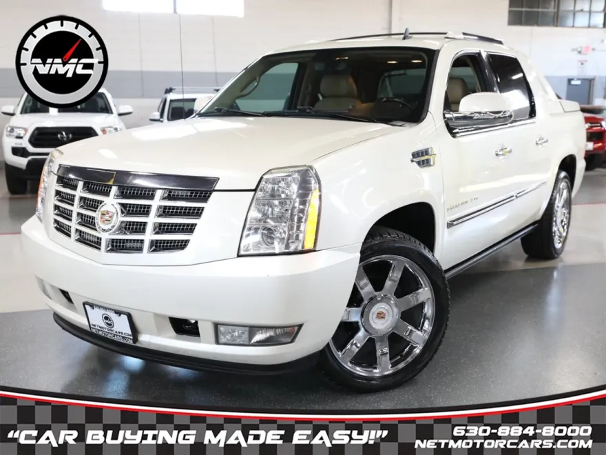 2013 Cadillac Escalade EXT Premium photo 1