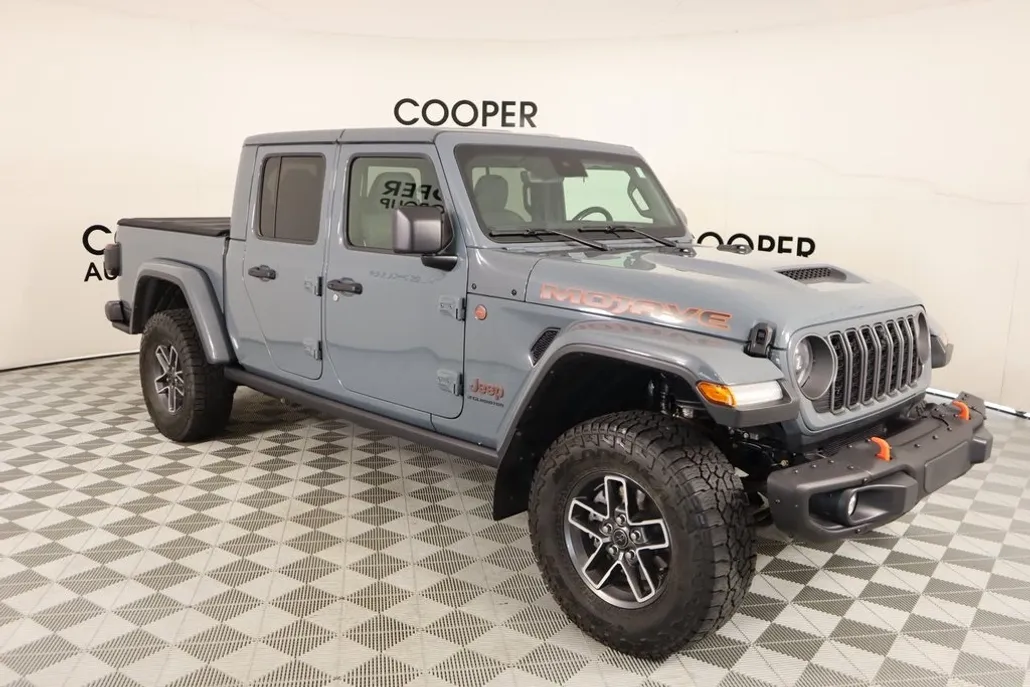 2024 Jeep Gladiator Mojave photo 1