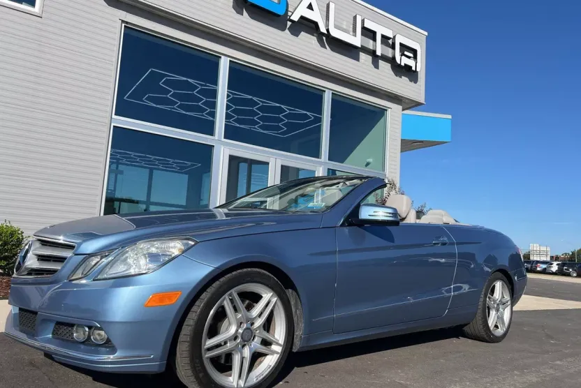 2011 Mercedes Benz E 350 photo 1