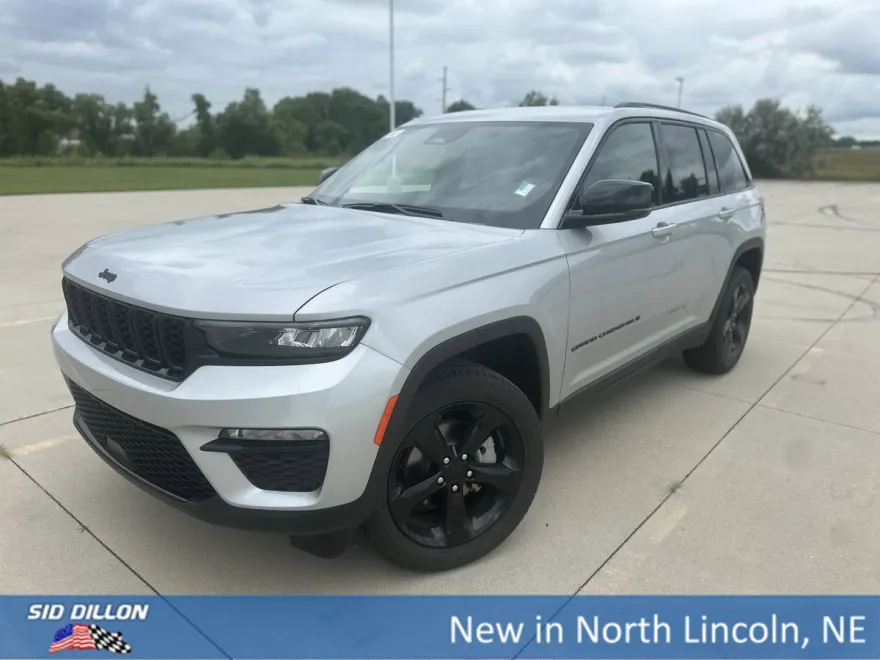 2025 Jeep Grand Cherokee Limited photo 1
