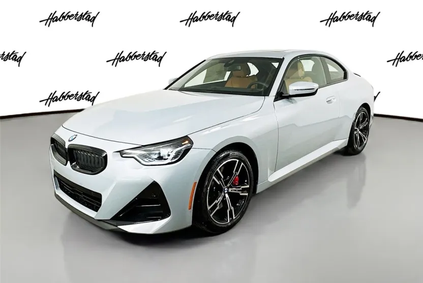 2025 Bmw 230i xDrive photo 1