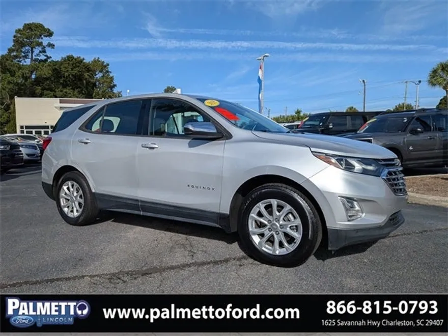 2018 Chevrolet Equinox LS photo 1
